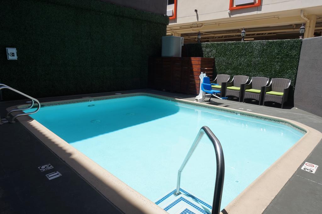 Blvd Hotel & Suites - Walking Distance To Hollywood Walk Of Fame (Adults Only) Los Angeles Exteriör bild